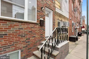 2445 S Rosewood St, Philadelphia, PA 19145 - Photo 3