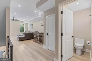 614 S 15th St, Philadelphia, PA 19146 - Photo 5