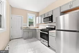 634 Indiana, Philadelphia, PA 19133 - Photo 11