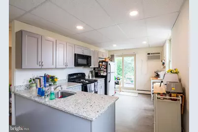 1625 S 10th Street #UNIT B, Philadelphia, PA 19148 - Photo 3