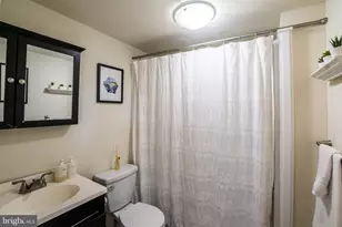 1625 S 10th St, Philadelphia, PA 19148 - Photo 17