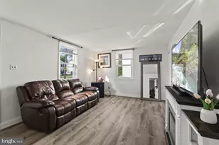 467 Evergreen Ave, Philadelphia, PA 19128 - Photo 3