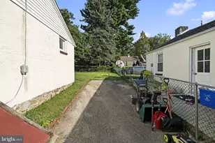 467 Evergreen Ave, Philadelphia, PA 19128 - Photo 27