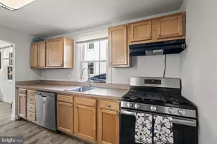 467 Evergreen Ave, Philadelphia, PA 19128 - Photo 5