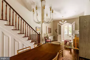 2203 St James Pl, Philadelphia, PA 19103 - Photo 7