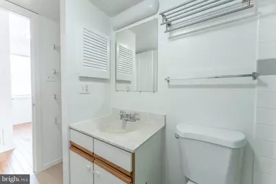 304 N 8th Street #N, Philadelphia, PA 19107 - Photo 31