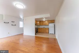 304 N 8th St, Philadelphia, PA 19107 - Photo 7
