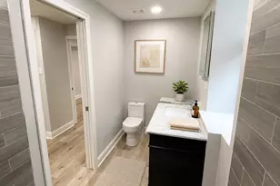 2133 Delancey Pl, Philadelphia, PA 19103 - Photo 13