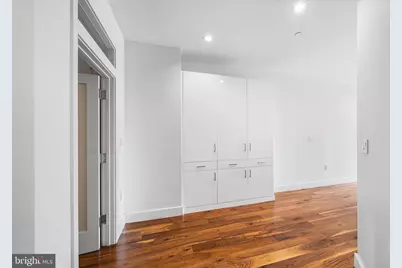 621-23 S 24th Street #208, Philadelphia, PA 19146 - Photo 5