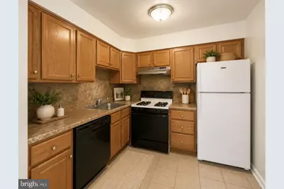 8828 Cottage Street, Philadelphia, PA 19136 - Photo 3