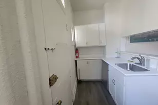4053 Spruce St, Philadelphia, PA 19104 - Photo 11