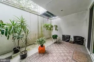 1217 Mt Vernon St, Philadelphia, PA 19123 - Photo 23