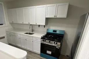 4637 Shelbourne St, Philadelphia, PA 19124 - Photo 11