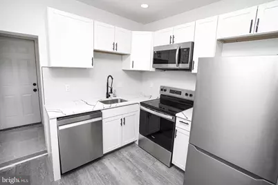 1721 W Lippincott Street, Philadelphia, PA 19132 - Photo 5