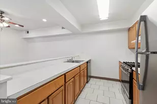 1606 Wallace St, Philadelphia, PA 19130 - Photo 9