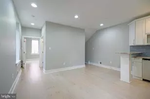 801 N 17th St, Philadelphia, PA 19130 - Photo 5