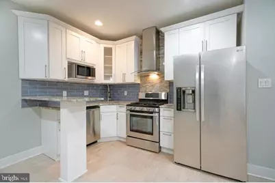 801 N 17th Street #2, Philadelphia, PA 19130 - Photo 3
