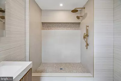 823 N 22nd Street, Philadelphia, PA 19130 - Photo 13