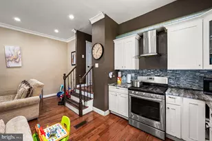 8353 Algon Ave, Philadelphia, PA 19152 - Photo 9