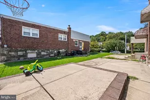 8353 Algon Ave, Philadelphia, PA 19152 - Photo 19
