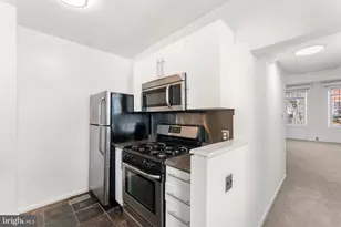 1132 Mt Vernon St, Philadelphia, PA 19123 - Photo 9