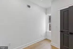 1652 S LeCount St, Philadelphia, PA 19145 - Photo 29