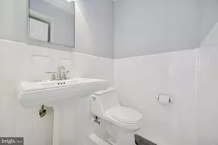 715 Rodman St, Philadelphia, PA 19147 - Photo 9