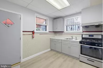 1926 E Hazzard Street, Philadelphia, PA 19125 - Photo 7