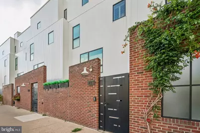 411 Salmon Street, Philadelphia, PA 19125 - Photo 1