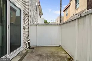 2310 E Cabot St, Philadelphia, PA 19125 - Photo 13