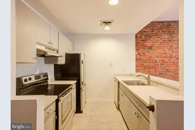 102 Church Street #301, Philadelphia, PA 19106 - Photo 3