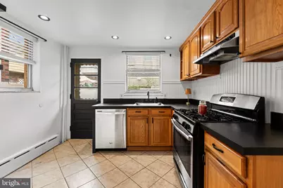 2342 S Chadwick Street, Philadelphia, PA 19145 - Photo 7