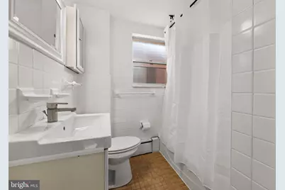 2342 S Chadwick Street, Philadelphia, PA 19145 - Photo 13