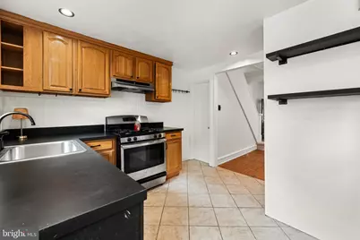 2342 S Chadwick Street, Philadelphia, PA 19145 - Photo 9