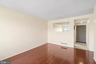 2001 Hamilton St, Philadelphia, PA 19130 - Photo 3