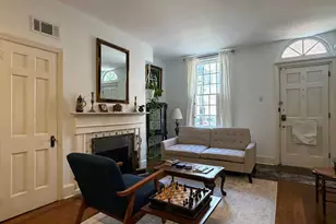 536 Cypress St, Philadelphia, PA 19106 - Photo 3