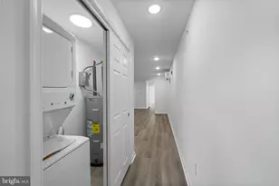 700 N 42nd St, Philadelphia, PA 19104 - Photo 35