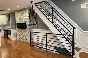2445 S Lawrence St, Philadelphia, PA 19148 - Photo 3