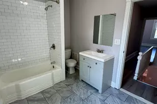 2555 N Hollywood St, Philadelphia, PA 19132 - Photo 19
