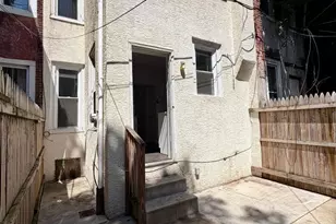 2555 N Hollywood St, Philadelphia, PA 19132 - Photo 17