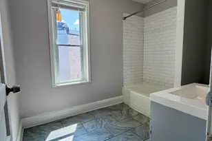 2555 N Hollywood St, Philadelphia, PA 19132 - Photo 9