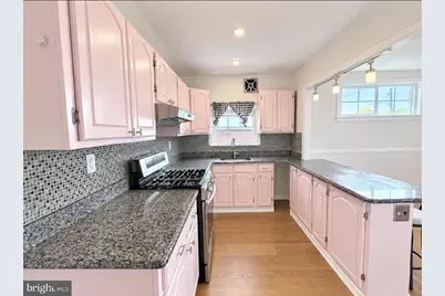 3300 Bleigh, Philadelphia, PA 19136 - Photo 9