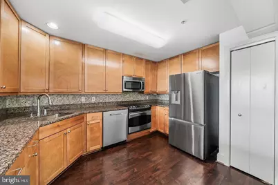 717 S Chris Columbus Boulevard #709, Philadelphia, PA 19147 - Photo 17