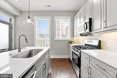 2131 E Firth Street #4, Philadelphia, PA 19125 - Photo 9