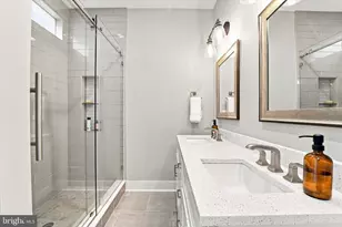 2131 E Firth St, Philadelphia, PA 19125 - Photo 17