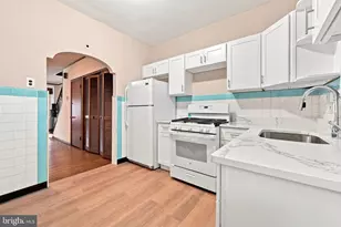 2108 S Woodstock St, Philadelphia, PA 19145 - Photo 3