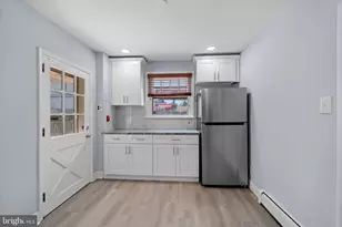 906 Rhawn St, Philadelphia, PA 19111 - Photo 9