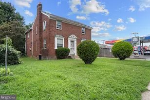 906 Rhawn St, Philadelphia, PA 19111 - Photo 3
