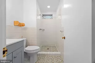 906 Rhawn St, Philadelphia, PA 19111 - Photo 15