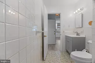 906 Rhawn St, Philadelphia, PA 19111 - Photo 17